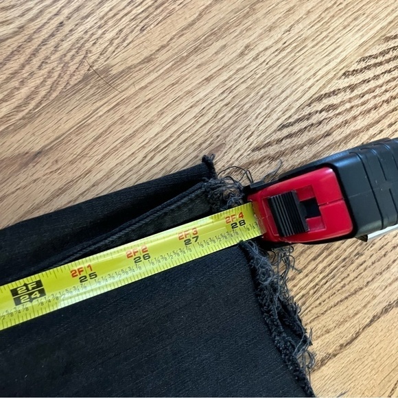 Madewell 9" Mid-Rise Skinny Jeans in Black Sea - Picture 8 of 9